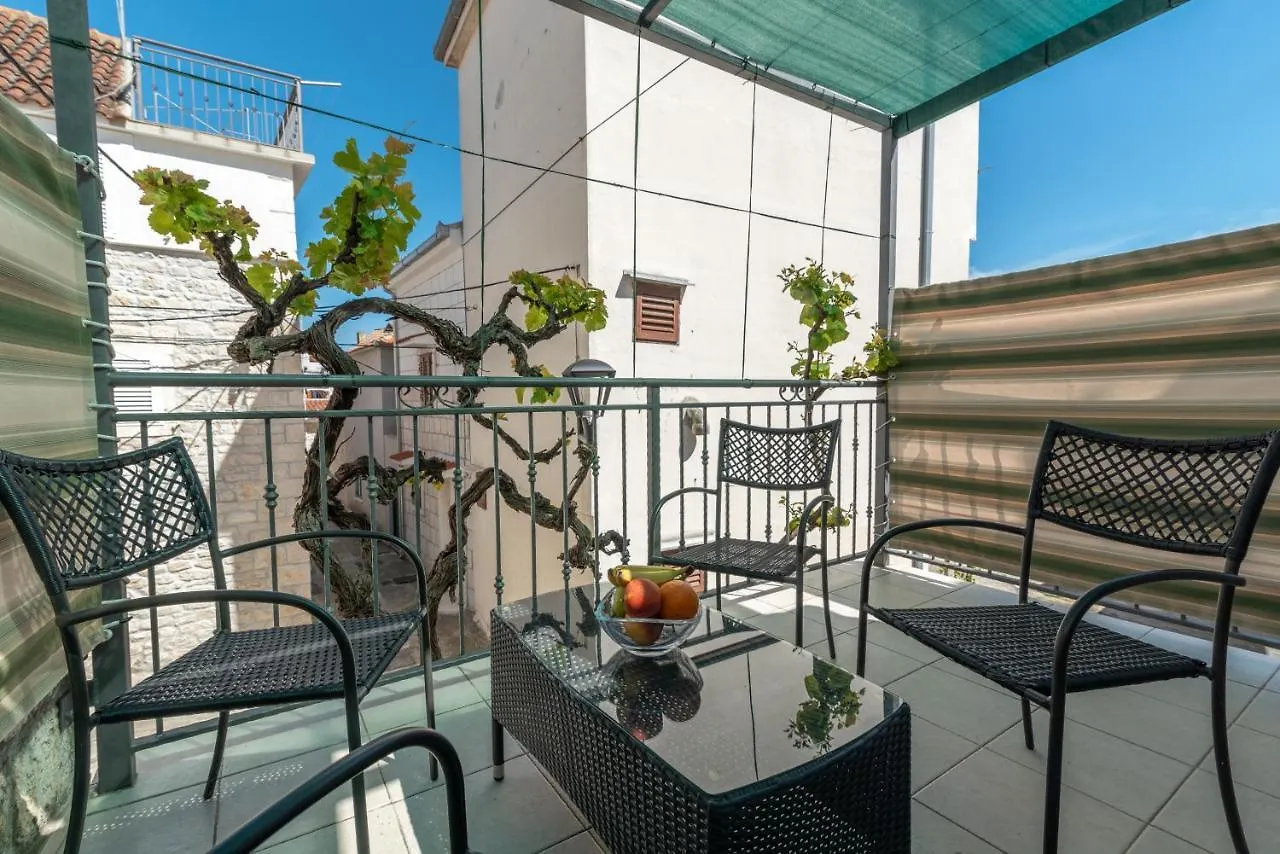 Stone House Ernest Holiday home Trogir 0*,